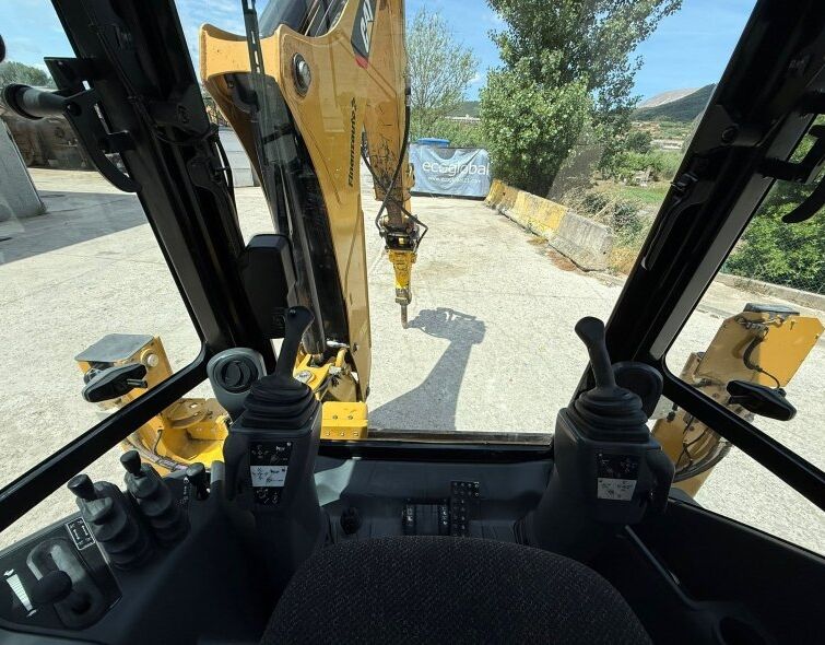 CATERPILLAR  428 F2 **FULL EQUIP**